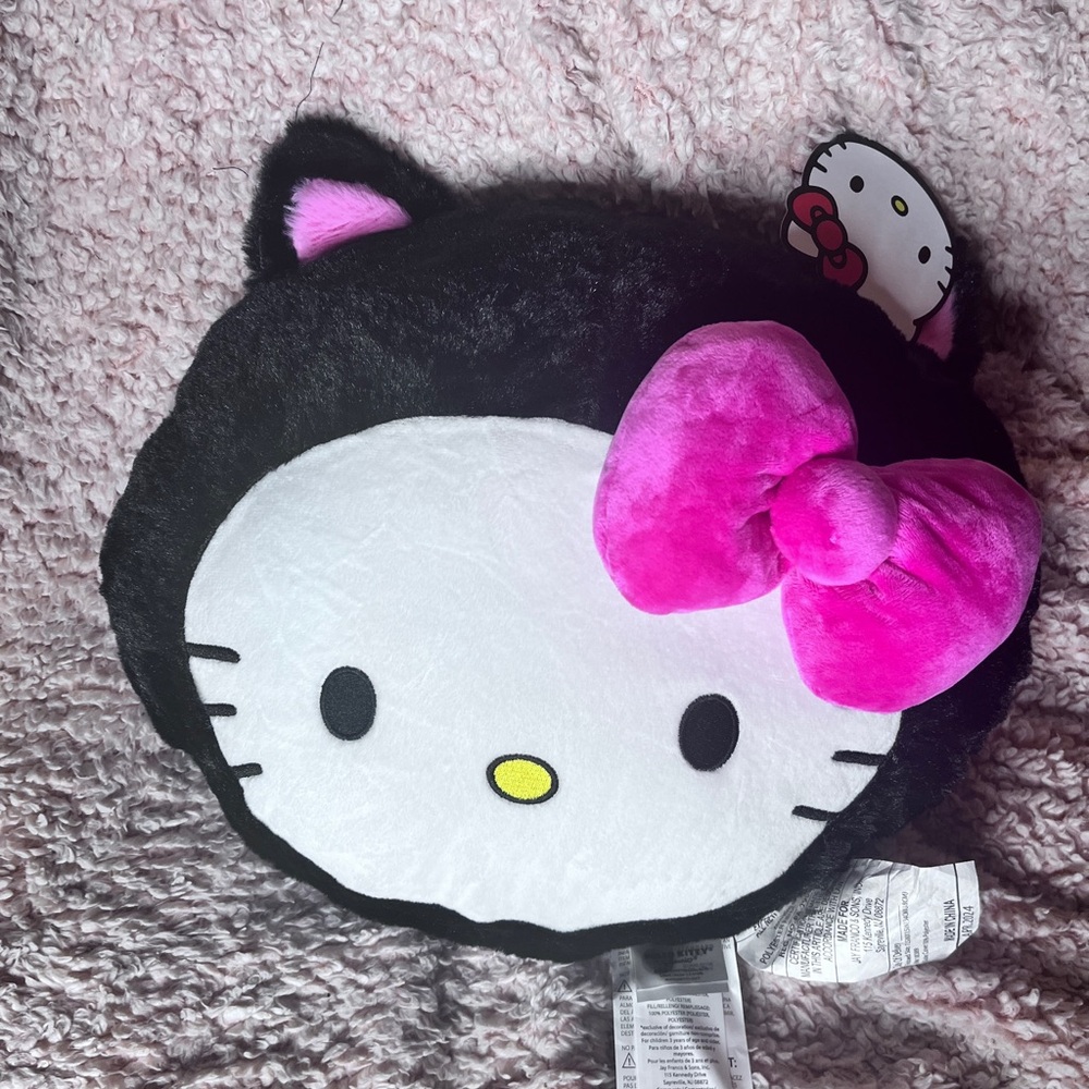 Hello kitty Halloween plush